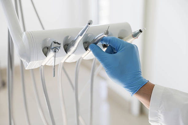 Professional Tooth Extraction technician working in Leander, TX